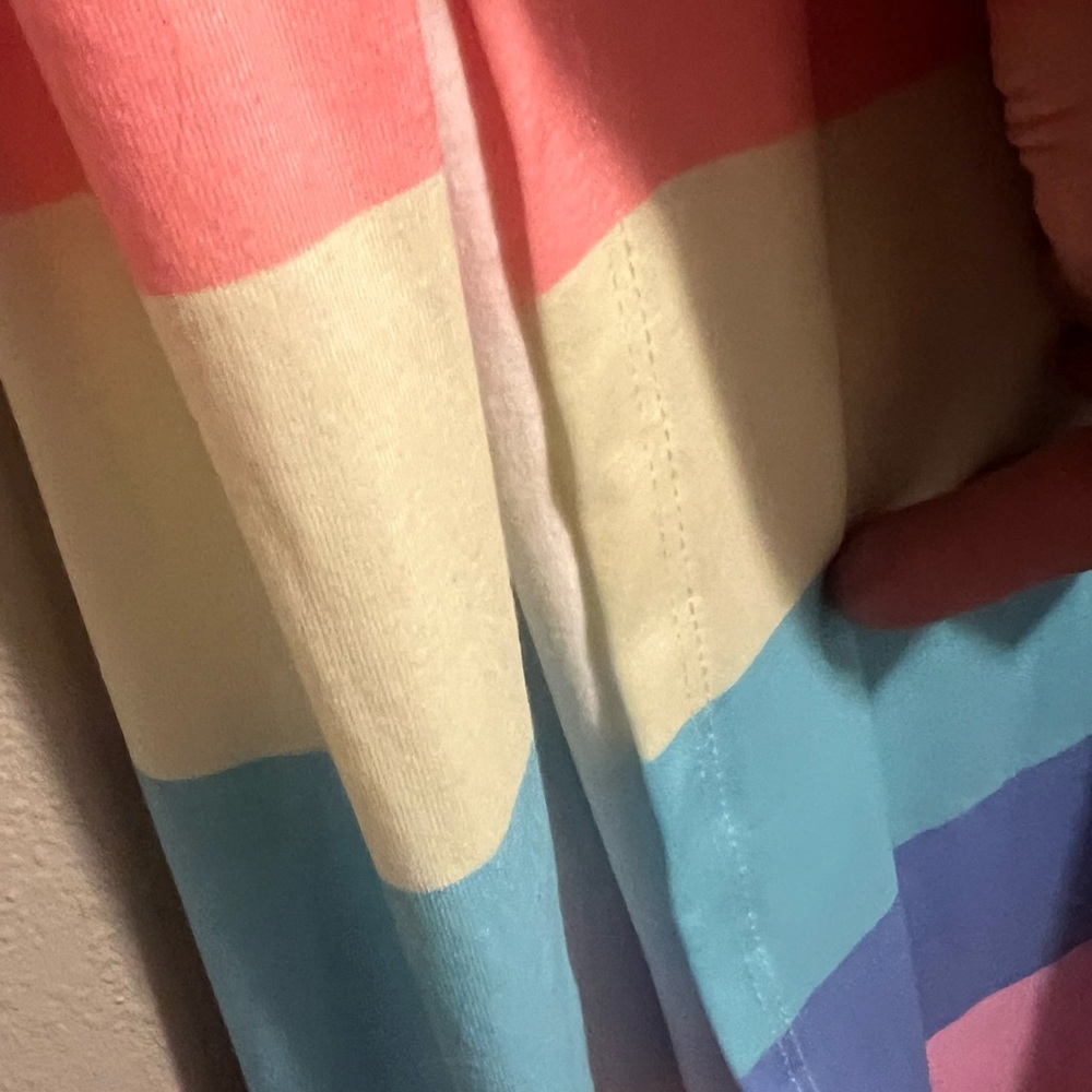 Cute colorful dress with pockets - Picture 3 of 8